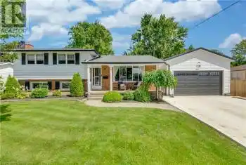 14 KIRWIN Drive, Ingersoll, Ontario N5C3M3, 4 Bedrooms Bedrooms, ,2 BathroomsBathrooms,All Houses,For Sale,KIRWIN,40647182