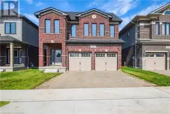 39 BROADACRE Drive, Kitchener, Ontario N2R0S5, 6 Bedrooms Bedrooms, ,5 BathroomsBathrooms,All Houses,For Sale,BROADACRE,40644390