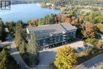 4 Lake Ave Unit# 306, Dysart et al, Ontario K0M 1S0, 1 Bedroom Bedrooms, 9 Rooms Rooms,2 BathroomsBathrooms,Condo,Sold,Lake,X9351541