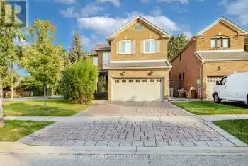 1030 Old Oak Drive, Oakville (West Oak Trails), Ontario L6M3K5, 4 Bedrooms Bedrooms, ,4 BathroomsBathrooms,All Houses,For Sale,Old Oak,W9352470