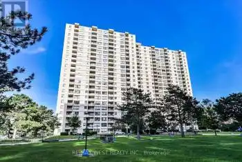 370 Dixon Road Unit# 711, Toronto (Kingsview Village-The Westway), Ontario M9R1T2, 3 Bedrooms Bedrooms, ,2 BathroomsBathrooms,Condo,For Sale,Dixon,W9352727