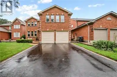 2940 Crescent Mississauga Ontario L5L4V8