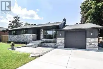 118 SENECA Drive, Ancaster, Ontario L9G3B9, 4 Bedrooms Bedrooms, ,2 BathroomsBathrooms,All Houses,For Sale,SENECA,XH4194467