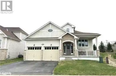 34 Circle Wasaga Beach Ontario L9Z0E9