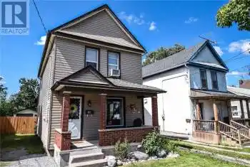 19 CROWLAND Avenue, Welland, Ontario L3B1W8, 3 Bedrooms Bedrooms, ,1 BathroomBathrooms,All Houses,For Sale,CROWLAND,XH4205572