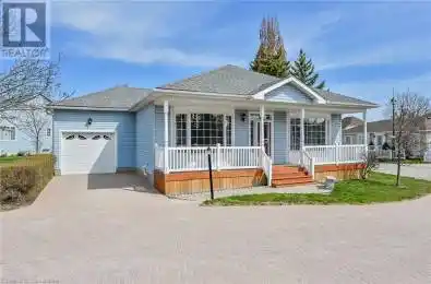 244 Boulevard Mount Hope Ontario L0R1W0