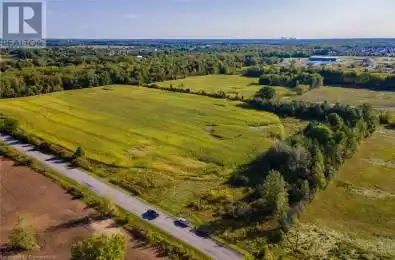 227 Road Thorold Ontario L3C3G7