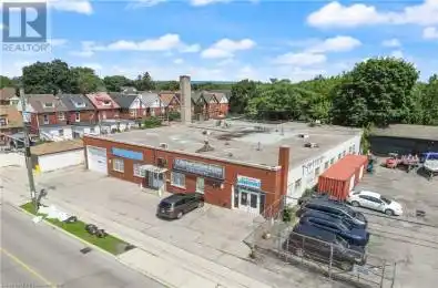 455 Avenue Hamilton Ontario L8M2A8