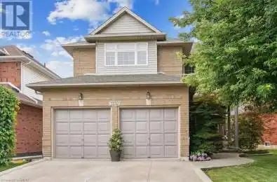 2232 CREEKVIEW Drive Burlington Ontario L7M4N5