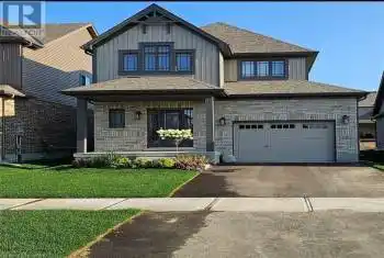 12 MITCHELL Avenue, Collingwood, Ontario L9Y5M3, 3 Bedrooms Bedrooms, ,3 BathroomsBathrooms,All Houses,For Rent,MITCHELL,XH4202770