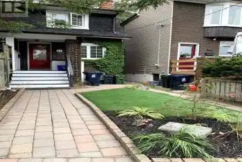 211 Golfview Avenue Unit# Main&Up, Toronto (East End-Danforth), Ontario M4E2K8, 3 Bedrooms Bedrooms, ,1 BathroomBathrooms,All Houses,For Rent,Golfview,E9354456