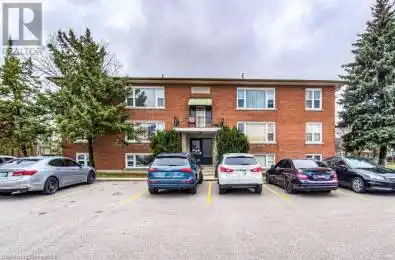 15 Crescent Kitchener Ontario N2G3B3