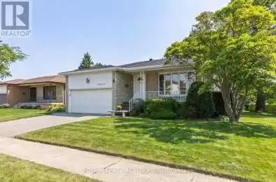 3690 Crescent Mississauga (Applewood) Ontario L4Y3S6