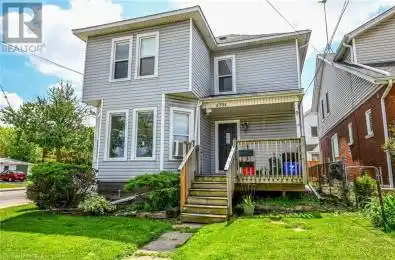 4394 Street Niagara Falls Ontario L2E2B3