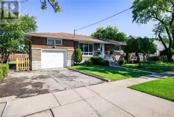 3 GROVE Avenue, St. Catharines (455 - Secord Woods), Ontario L2P1C5, 3 Bedrooms Bedrooms, ,2 BathroomsBathrooms,All Houses,For Sale,GROVE,X9413663