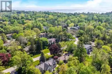 262 Crescent Oakville (Eastlake) Ontario L6J4R4