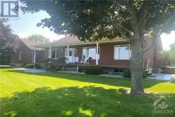 79 TROTTERS Lane, Westport, Ontario K0G1X0, 4 Bedrooms Bedrooms, ,3 BathroomsBathrooms,All Houses,For Sale,Westport,TROTTERS,1412045