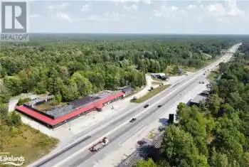 2266 HIGHWAY 11, Gravenhurst, Ontario P1P1R1, ,Commercial,For Sale,HIGHWAY 11,40647691