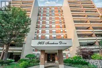 965 Inverhouse Drive Unit# 402, Mississauga (Clarkson), Ontario L5J4B4, 3 Bedrooms Bedrooms, ,2 BathroomsBathrooms,Condo,For Sale,Inverhouse,W9355521