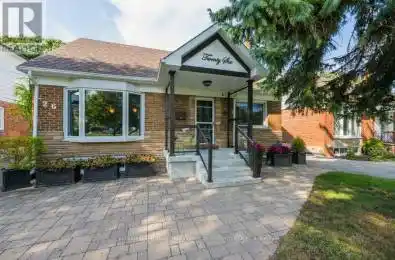 26 Crescent Toronto (Kennedy Park) Ontario M1K2K4