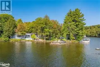 1082 HALLS RD #5 Unit# 5, Muskoka Lakes, Ontario P0B1J0, 5 Bedrooms Bedrooms, ,4 BathroomsBathrooms,All Houses,For Sale,HALLS RD #5,40647272