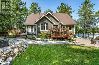 100 Island Unit 100 Honey Harbour Ontario P0E1E0