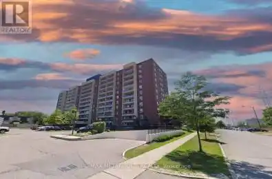 25 Drive Unit 304 Toronto (York University Heights) Ontario M3J1K8