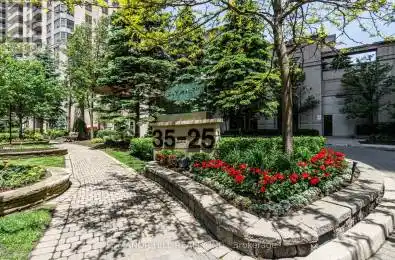 35 Circle Unit 2205 Mississauga (Hurontario) Ontario L5R3Z5