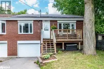 377 FITTON Street, Midland, Ontario L4R2T4, 3 Bedrooms Bedrooms, ,1 BathroomBathrooms,All Houses,For Sale,FITTON,40650573