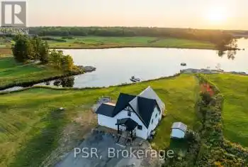 1038 Boyes Bridge Lane, Gravenhurst, Ontario P1P1R5, 5 Bedrooms Bedrooms, ,3 BathroomsBathrooms,All Houses,For Sale,Boyes Bridge,X9361228