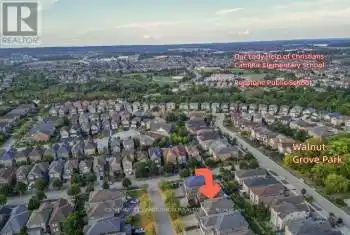 55 Royal Gala Crescent, Richmond Hill (Rouge Woods), Ontario L4S1Y5, 2 Bedrooms Bedrooms, ,2 BathroomsBathrooms,All Houses,For Rent,Royal Gala,N9362446