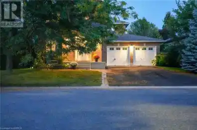 230 HONEYWOOD Avenue Kingston Ontario K7K7L4