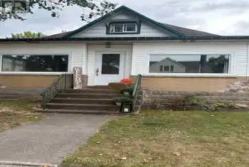 13 Maple Street, St. Thomas, Ontario N5R1Y8, 2 Bedrooms Bedrooms, ,2 BathroomsBathrooms,All Houses,For Sale,Maple,X9364346