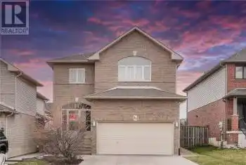 11 MEADOW WOOD Crescent, Stoney Creek, Ontario L8J3Z7, 3 Bedrooms Bedrooms, ,3 BathroomsBathrooms,All Houses,For Rent,MEADOW WOOD,40650840