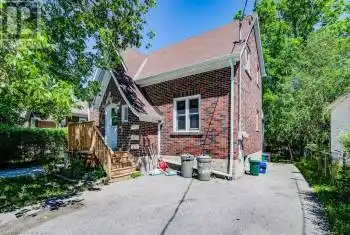 98 WATERLOO Street, Waterloo, Ontario N2J1X9, 5 Bedrooms Bedrooms, ,3 BathroomsBathrooms,All Houses,For Sale,WATERLOO,40652242