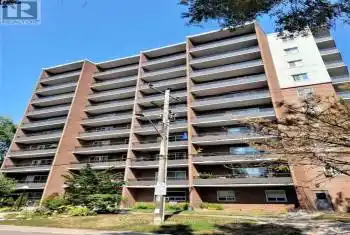 15 Elizabeth Street Unit# 605, Mississauga (Port Credit), Ontario L5G2Z3, 2 Bedrooms Bedrooms, ,2 BathroomsBathrooms,Condo,For Sale,Elizabeth,W9365246