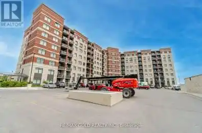 39 New Delhi Drive Unit# 209 Markham (Cedarwood) Ontario L3S0E1