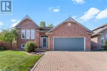 31 CRYSLER Crescent, Thorold (558 - Confederation Heights), Ontario L2V5A2, 3 Bedrooms Bedrooms, ,3 BathroomsBathrooms,All Houses,For Sale,CRYSLER,X9414584