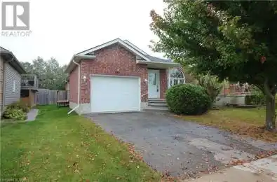 586 Street Fergus Ontario N1M3V5