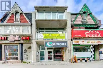 652 Spadina Avenue Unit# 2F Toronto (University) Ontario M5S2H7