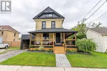 174 Market Street, Lucan Biddulph (Lucan), Ontario N0M2J0, 2 Bedrooms Bedrooms, ,2 BathroomsBathrooms,All Houses,For Sale,Market,X9370574