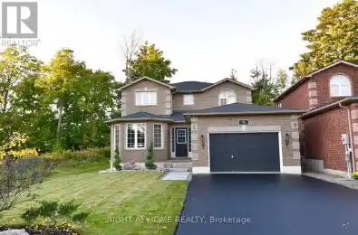 16 PRINCE EDWARD Place Barrie (Innis-Shore) Ontario L4M7J5