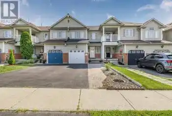 35 Vanier St, Whitby, Ontario L1R 3G8, 3 Bedrooms Bedrooms, 7 Rooms Rooms,3 BathroomsBathrooms,All Houses,Sold,Vanier,E9371784