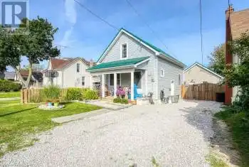 17 SOVEREEN Street Unit# 17, Delhi, Ontario N4B1L6, 6 Bedrooms Bedrooms, ,2 BathroomsBathrooms,All Houses,For Sale,SOVEREEN,40654863