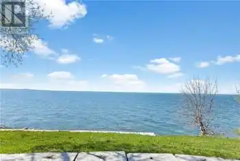 12 FIRELANE 13A Lane, Niagara-on-the-Lake (102 - Lakeshore), Ontario L0S1J0, 3 Bedrooms Bedrooms, ,4 BathroomsBathrooms,All Houses,For Sale,FIRELANE 13A,X9414097