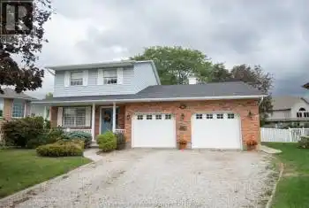 961 DALEVIEW Crescent, Dresden, Ontario N0P1M0, 3 Bedrooms Bedrooms, ,3 BathroomsBathrooms,All Houses,For Sale,DALEVIEW,24023450