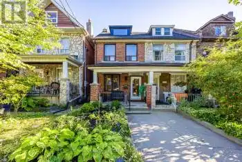 127 Benson Ave, Toronto, Ontario M6G 2H9, 3 Bedrooms Bedrooms, 6 Rooms Rooms,1 BathroomBathrooms,All Houses,Sold,Benson,C9376348