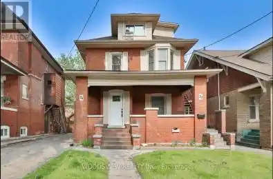 24 Leinster Avenue Hamilton (Gibson) Ontario L8M3A1