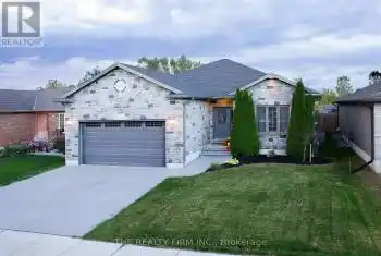 70 Fuller Drive, Ingersoll, Ontario N5C4H4, 5 Bedrooms Bedrooms, ,3 BathroomsBathrooms,All Houses,For Sale,Fuller,X9378968