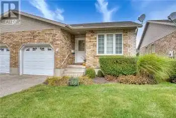 401 BIRMINGHAM Street Unit# A6, Mount Forest, Ontario N0G2L2, 3 Bedrooms Bedrooms, ,2 BathroomsBathrooms,All Houses,For Sale,BIRMINGHAM,40656288